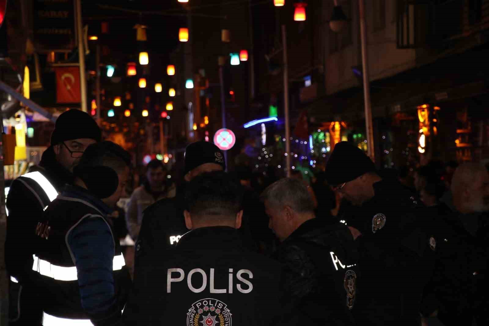 Eskişehir’de polis ekiplerince 4 bin 957 şahıs sorgulandı