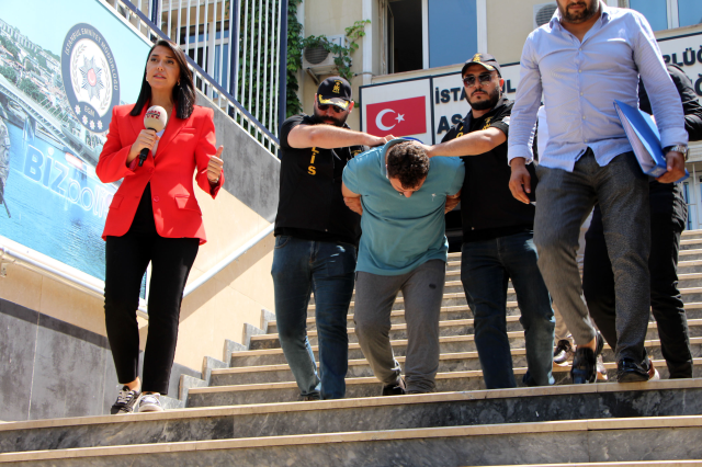 İstanbul'da öldürülen gencin cenazesi Adli Tıp Kurumu'ndan alındı! Gazeteci babanın acısı kameralara yansıdı