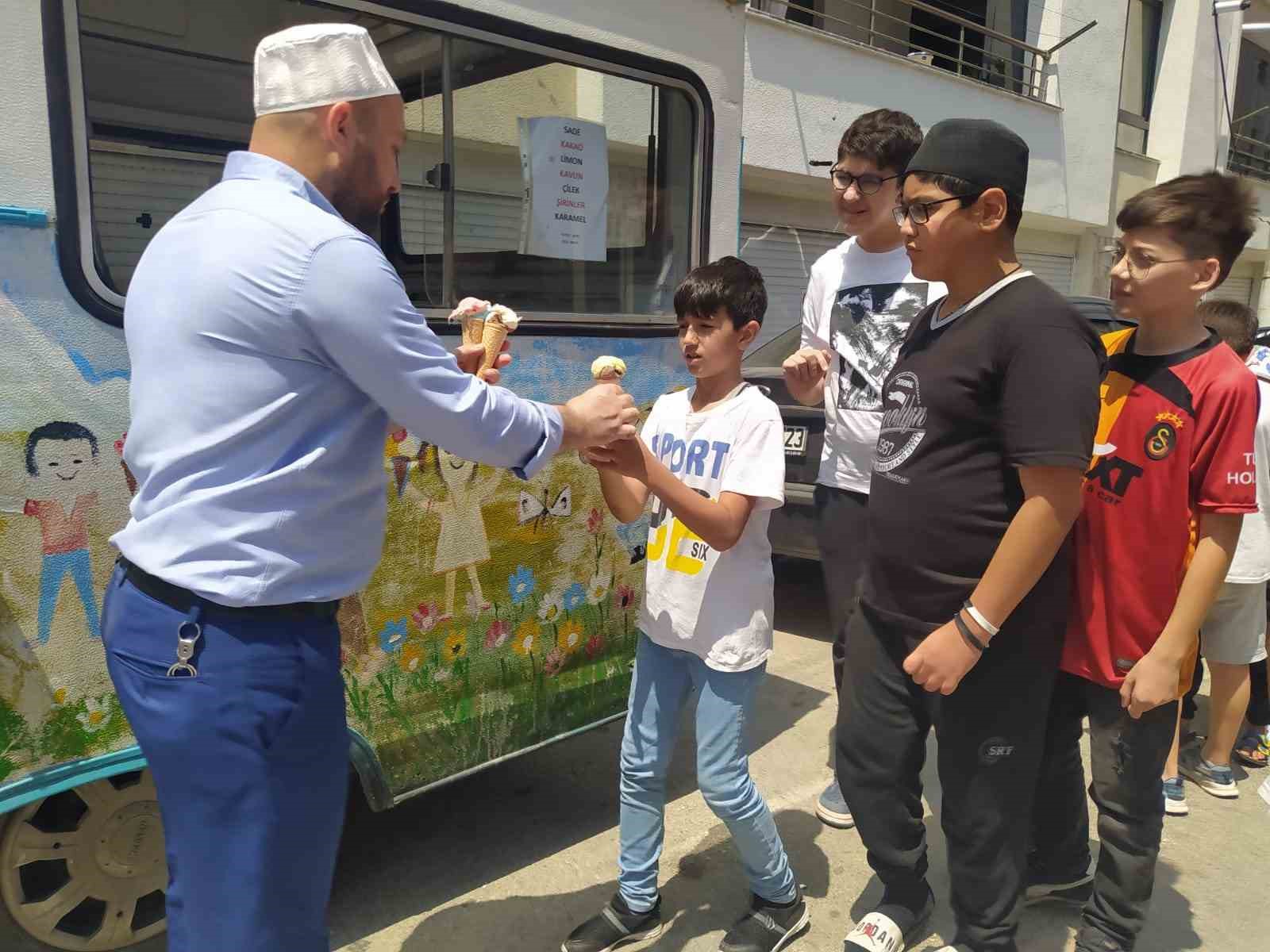 Koşa koşa Kur’an-ı Kerim kursuna geliyorlar