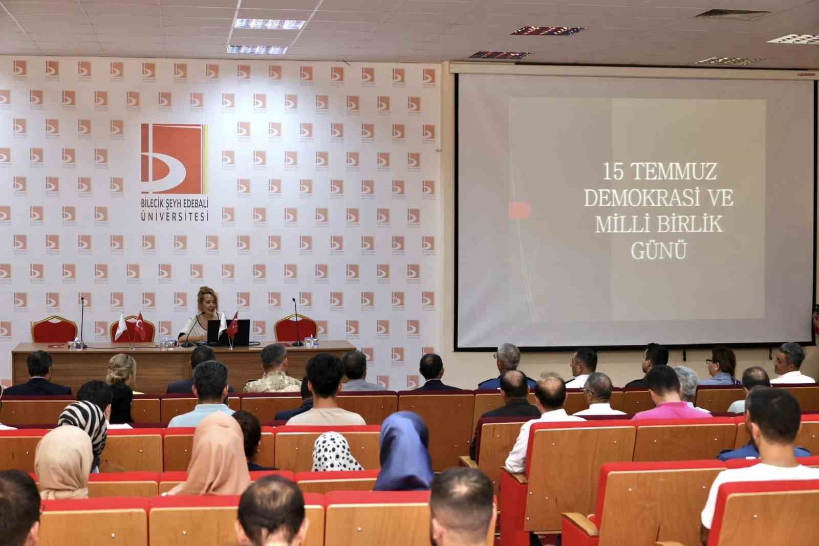 Bilecik’te ’Türkiye Yüzyılının Kahramanları’ adlı konferans düzenlendi