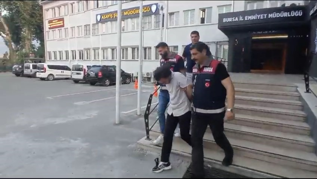 Eski sevgiliyi geri getirme vaadiyle kadınları taciz edip vurgun yapan yalancı medyum, son işinde yakayı ele verdi