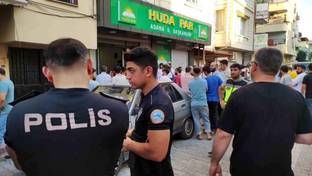 Son Dakika: Adana'da HÜDA PAR İl Başkanlığına düzenlenen bıçaklı saldırıda il sekreteri Sacit Pişgin hayatını kaybetti