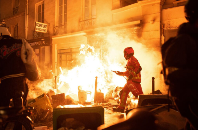 Fransa'daki protestolarda ölenlerin sayısı 2'ye yükseldi! İtfaiye eri tüm müdahalelere rağmen kurtarılamadı
