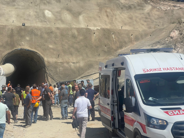 Manisa'da hızlı tren hattının tünel inşaatında gaz sızıntısı: 2 işçiden 1'i hayatını kaybetti