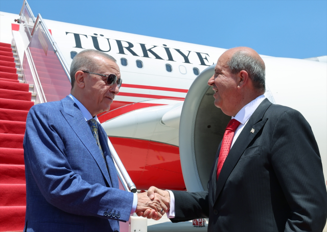 Cumhurbaşkanı Erdoğan: Kıbrıs Adası'nda birlikte yaşama idealini destekleyin çağrımı yineliyorum