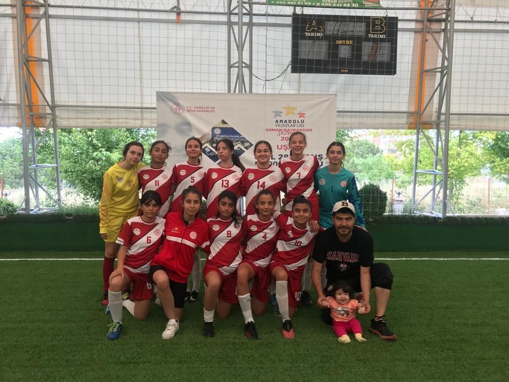 Bilecik Kız Futbol Takımı Türkiye finaline yükseldi