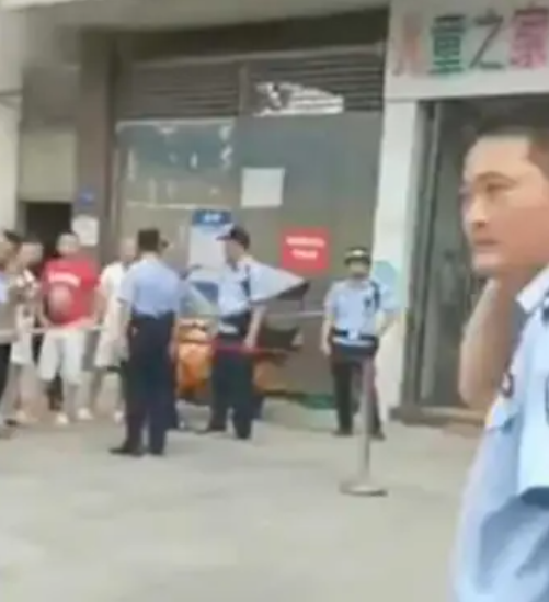 Çin'de anaokuluna bıçaklı saldırı! 3'ü çocuk 6 kişi öldü, 1 kişi yaralandı