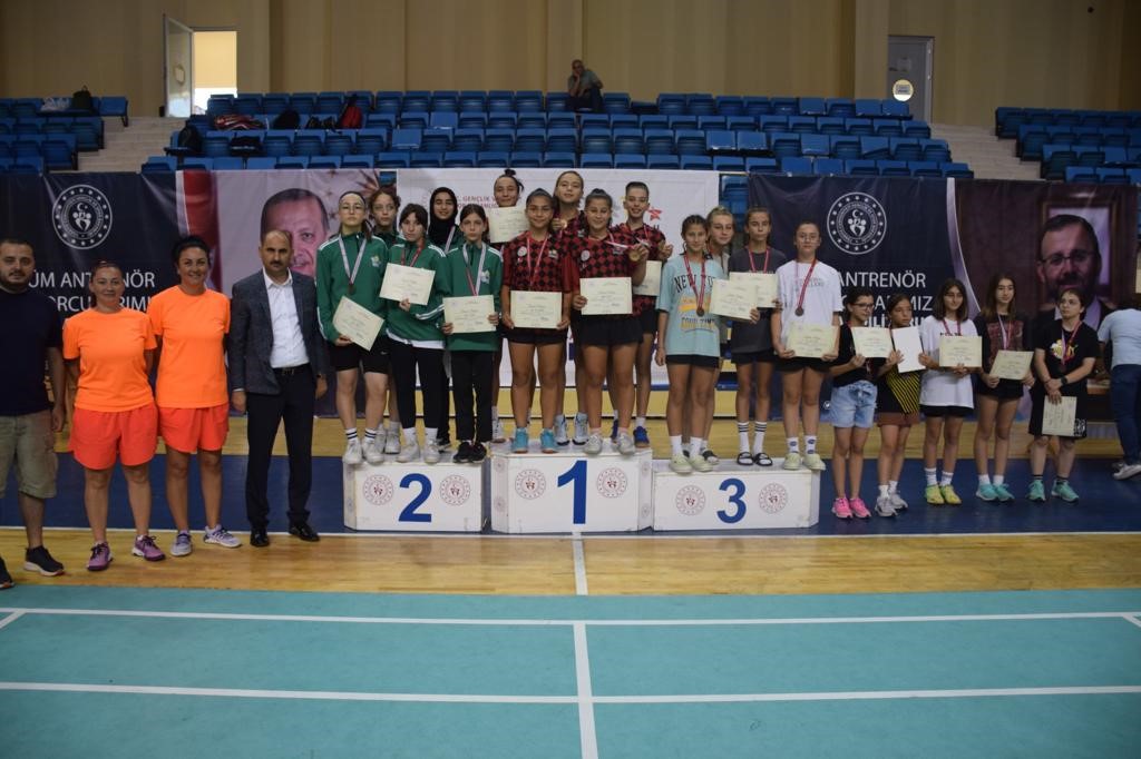 Badminton Çeyrek Final Müsabakalarına Bilecik ev sahipliği yaptı