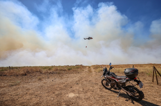 Çanakkale'de dün başlayan yangın hala kontrol altına alınamadı! Köyler tahliye ediliyor