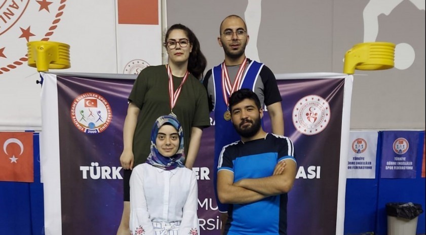 Sporcular, Anadolu Üniversitesini bu yıl da başarıyla temsil etti