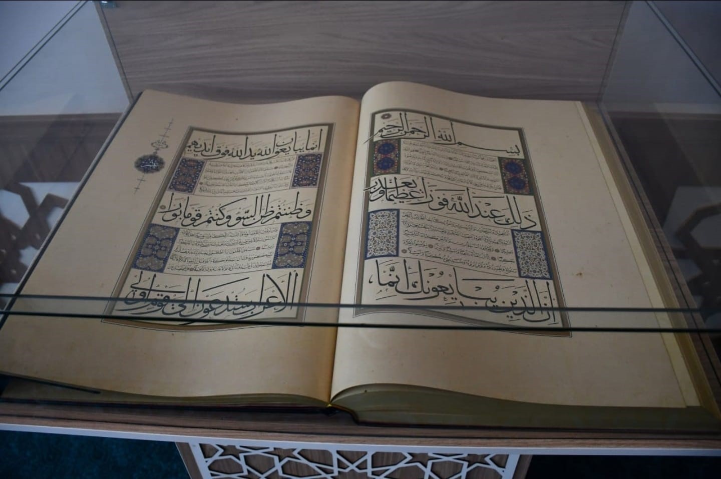 Özel basım Kur’an-ı Kerim, Kütahya Hava Tugayı Zafer Camii’nde