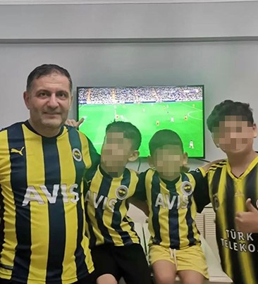 Otobüs kazasında eşi ve çocuğuyla birlikte hayatını kaybeden Hakan Hasgül'le iglili kahreden detay! Sivas'ta arabasını satıp ev almış