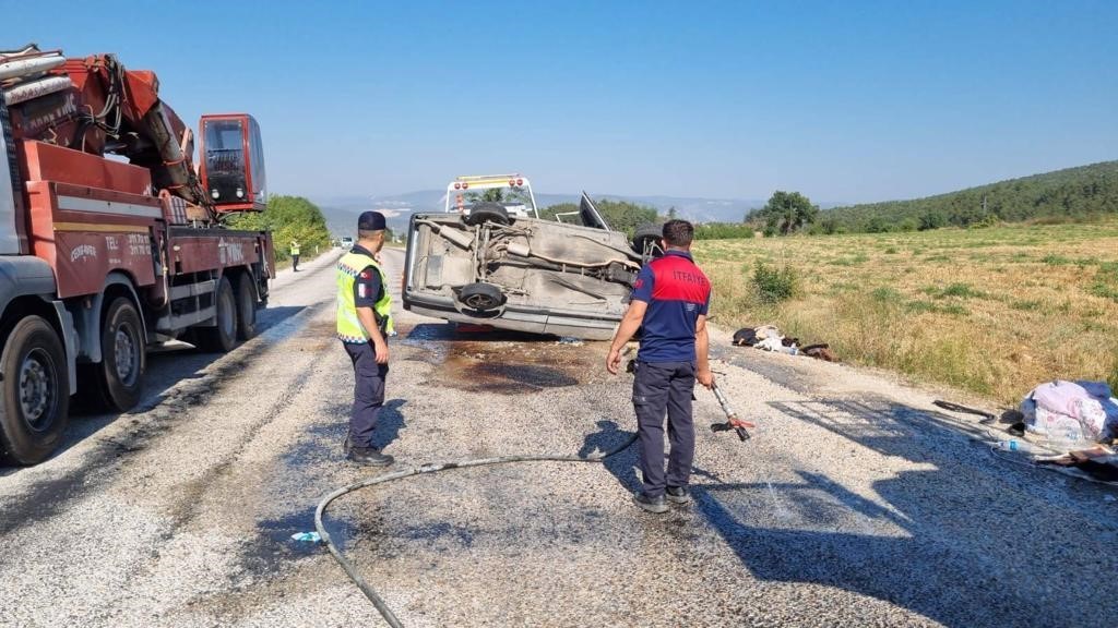 Dikenli Boğaz mevkiinde trafik kazası meydana geldi