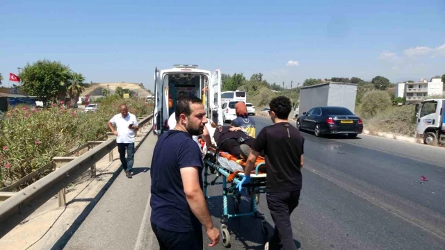 Tur minibüsü şoförünün kaza sonrası yaptığı hareket 'Zavadanak Bekir'i isyan ettirdi