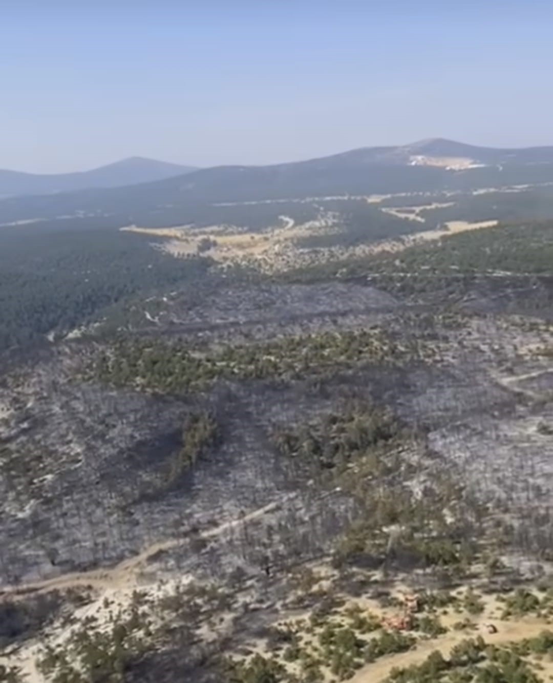 Kütahya’da yanan ormanlık alanlar havadan görüntülendi