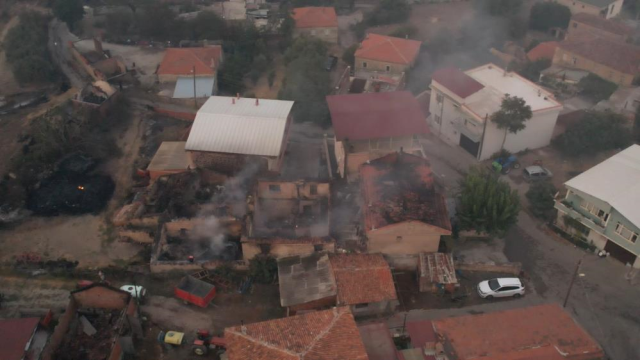 Çanakkale'deki yangında en büyük zararı Yağcılar Köyü gördü! Yerleşim alanları küle döndü