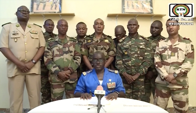 Nijer'de cuntaya verilen 1 haftalık süre bugün doluyor! Askeri müdahale an meselesi