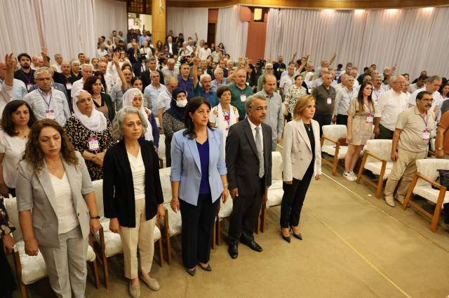 HDP'nin yeni eş genel başkanları ve Parti Meclisi üyeleri belli oldu