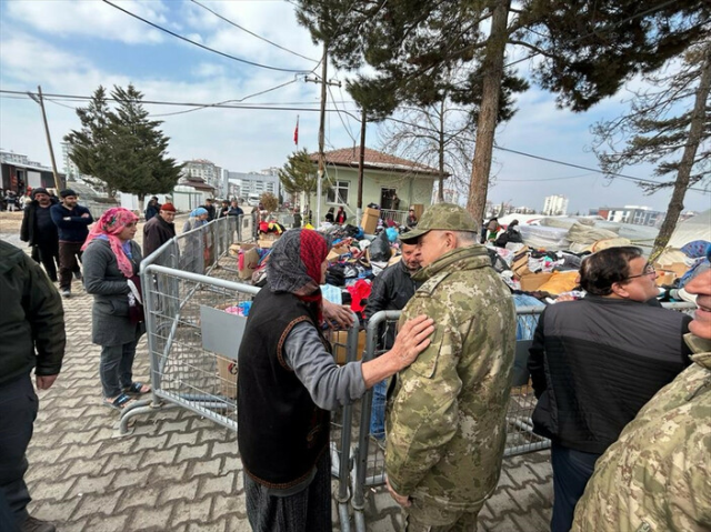 Yeni Genelkurmay Başkanı Metin Gürak'ı tanıyalım! Deprem bölgesinde verdiği talimatla hatırlanıyor