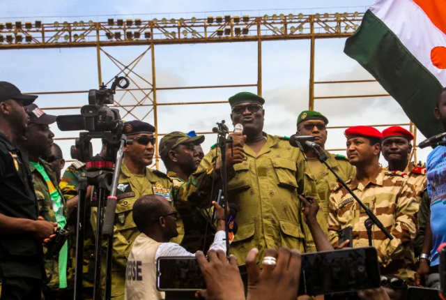 Dünyanın gözü bu zirvede! ECOWAS toplantısından Nijer'e askeri müdahale kararı çıkabilir