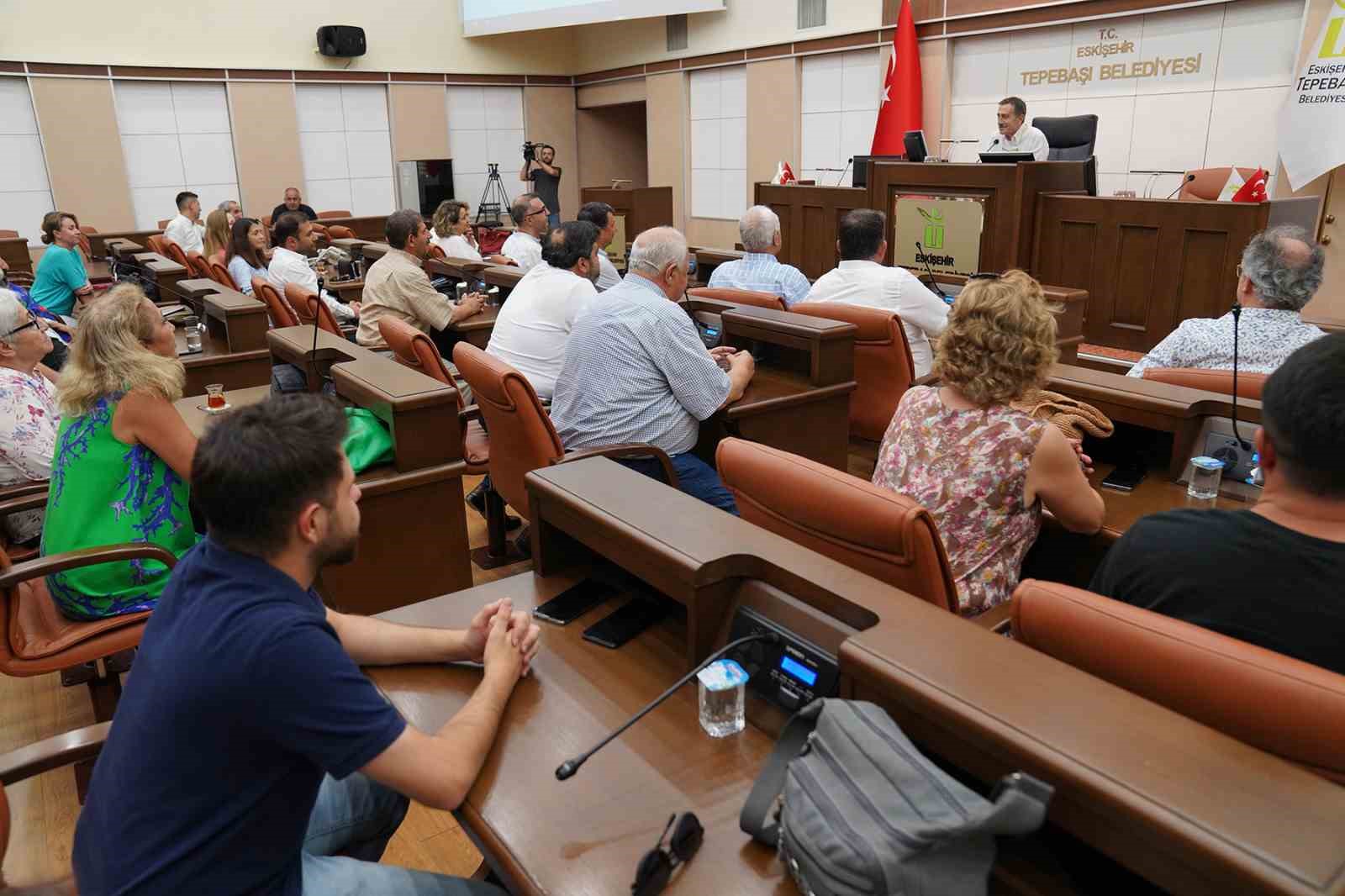 Başkan Ataç, Belediye Meclis üyeleri ve CHP Tepebaşı örgütü ile buluştu