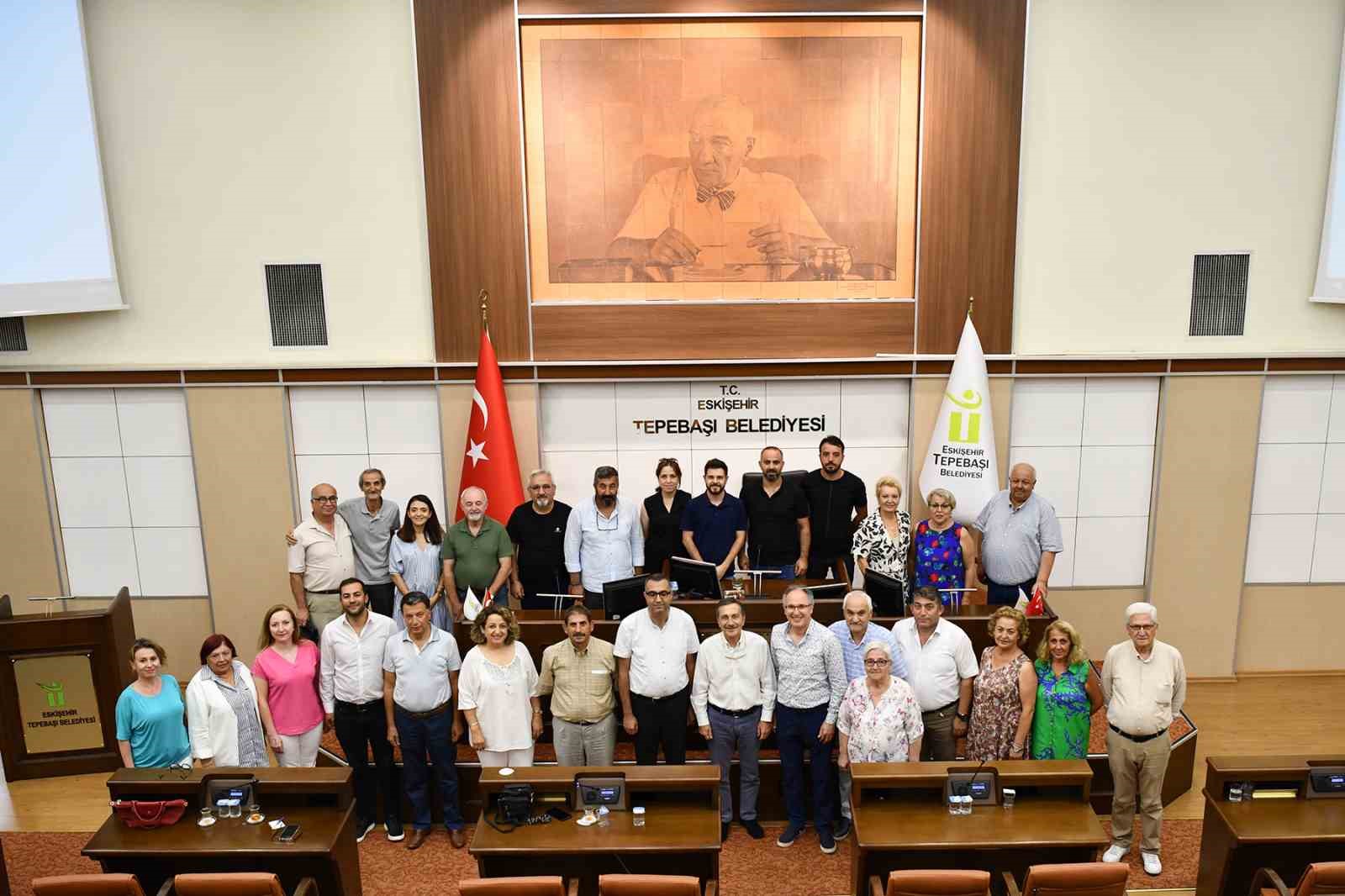 Başkan Ataç, Belediye Meclis üyeleri ve CHP Tepebaşı örgütü ile buluştu