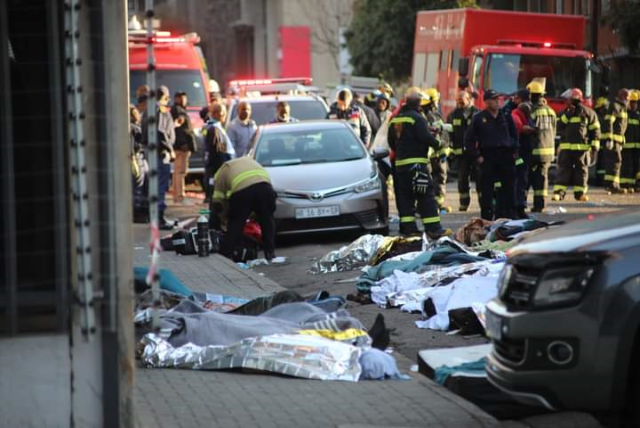 Johannesburg'ta çıkan yangının bilançosu ağırlaşıyor! Can kaybı 73'e, yaralı sayısı 52'ye yükseldi
