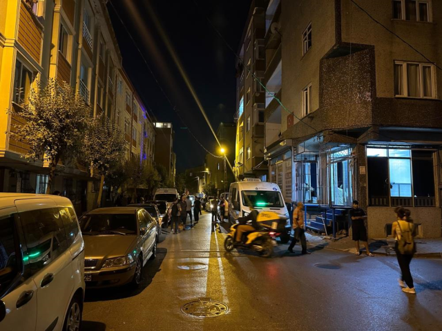 İstanbul'da cinnet getiren şahıs, önce eşini sonra kendini vurdu