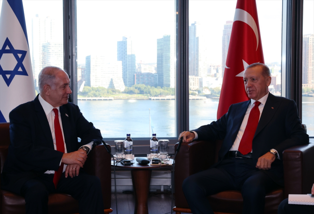 Cumhurbaşkanı Erdoğan, Türkevi'nde İsrail Başbakanı Netanyahu'yu kabul etti