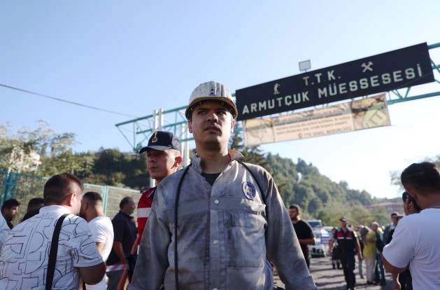Zonguldak'taki maden ocağındaki göçükten yaralı kurtulan işçi, kabus dolu anları anlattı: Oradan kurtulmak gerçekten mucize