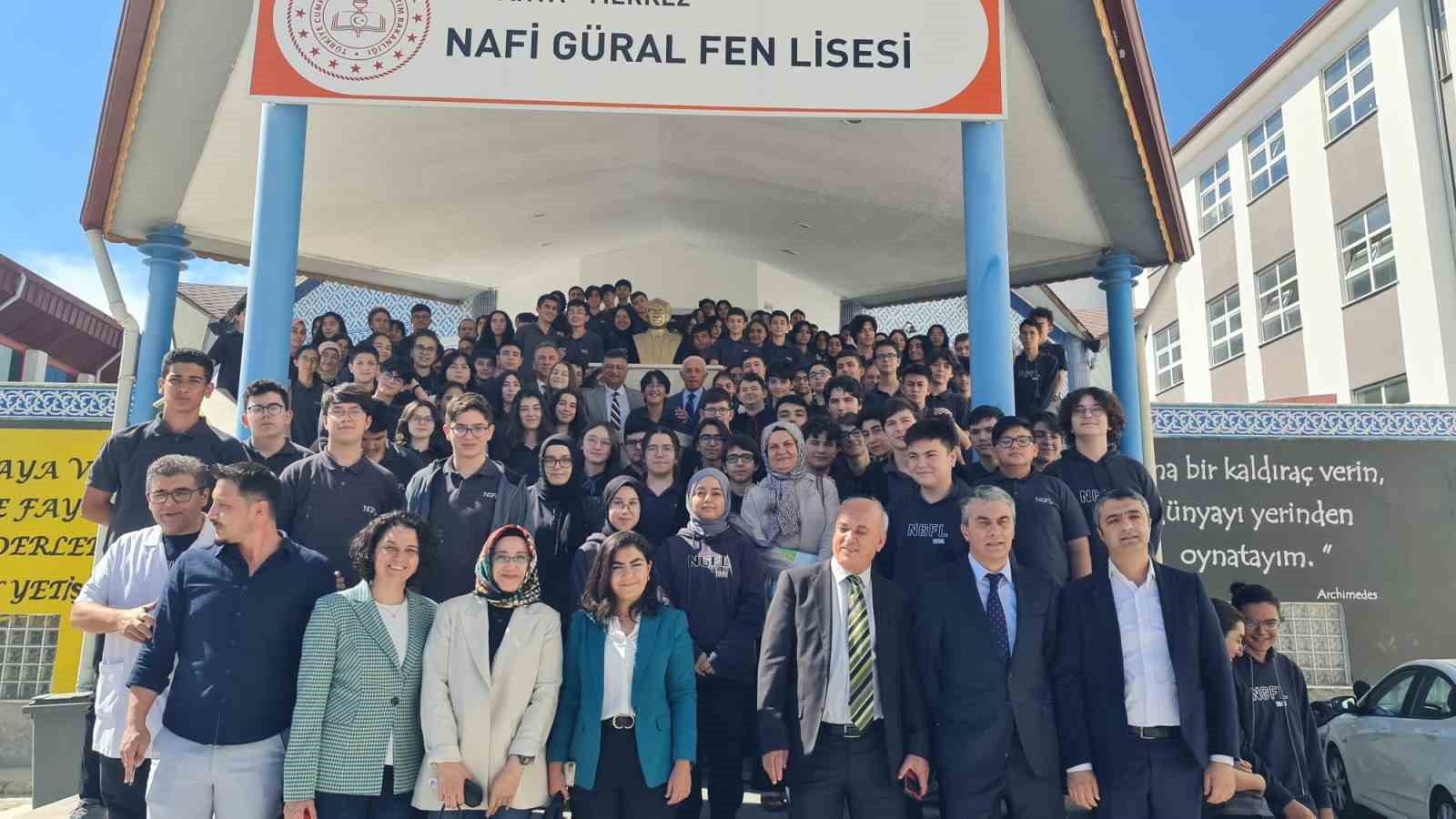 Rektör Kızıltoprak, Nafi Güral Fen Lisesi öğrencilerine konferans verdi