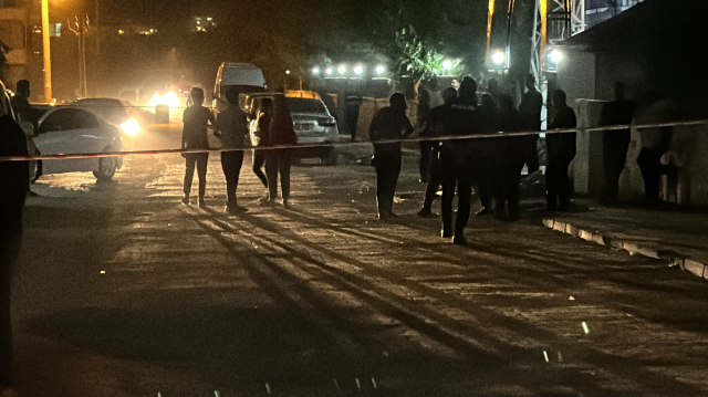 Şanlıurfa'da sokak ortasında silahlı saldırıya uğrayan adam hayatını kaybetti