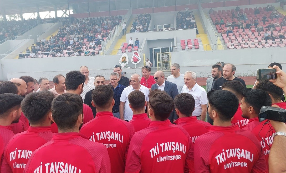 TKİ Tavşanlı Linytispor sezonu kurban keserek açtı