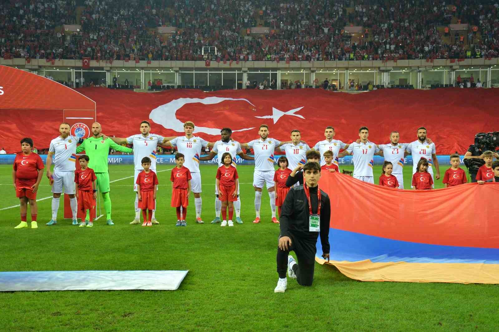 2024 Avrupa Şampiyonası Elemeleri: Türkiye 0 - Ermenistan: 0 (Maç devam ediyor)