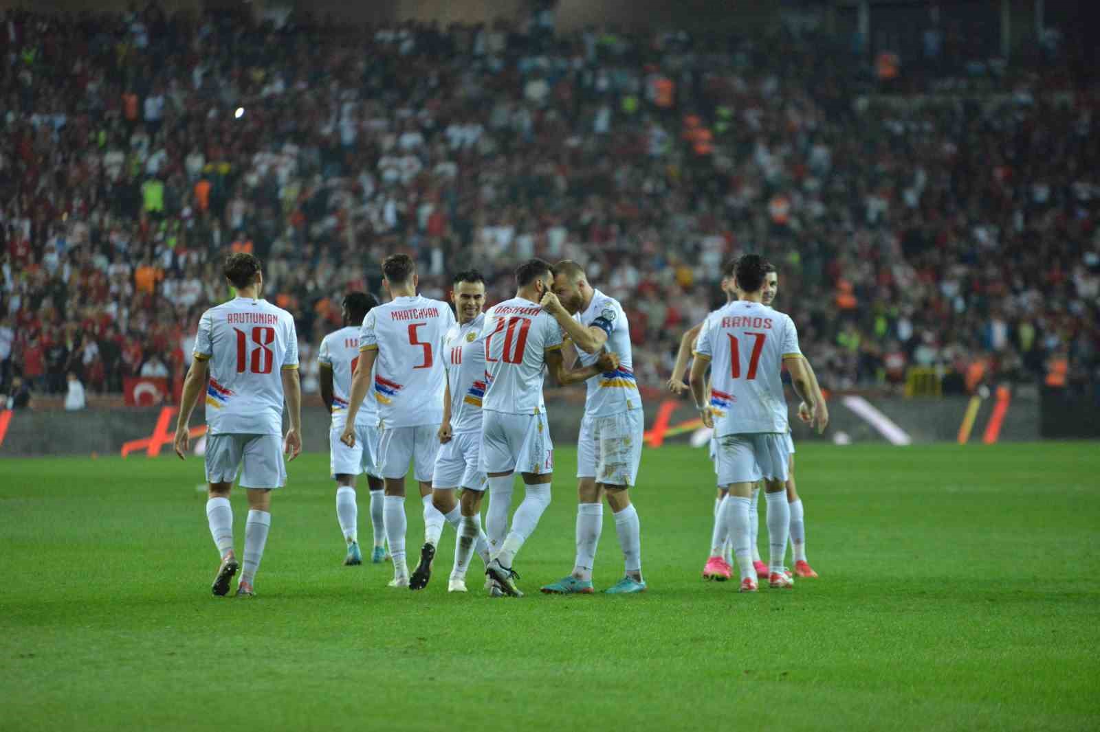2024 Avrupa Şampiyonası Elemeleri: Türkiye: 1 - Ermenistan: 1 (Maç sonucu)