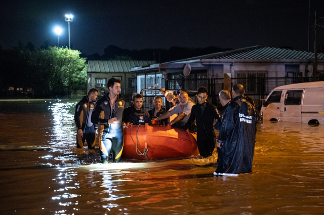 İstanbul ve Kırklareli'ndeki sel felaketinde son durum! 7 kişi hayatını kaybetti