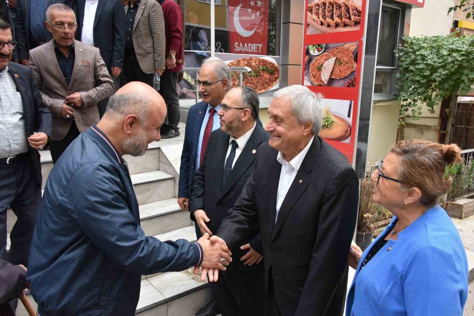 Başkan Bakkalcıoğlu parti buluşmasına katıldı