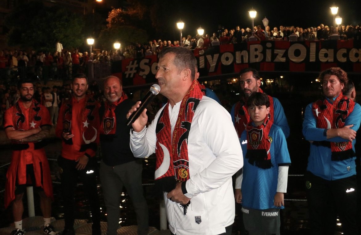 Eskişehirspor 58. kuruluş yıl dönümünü coşkuyla kutladı