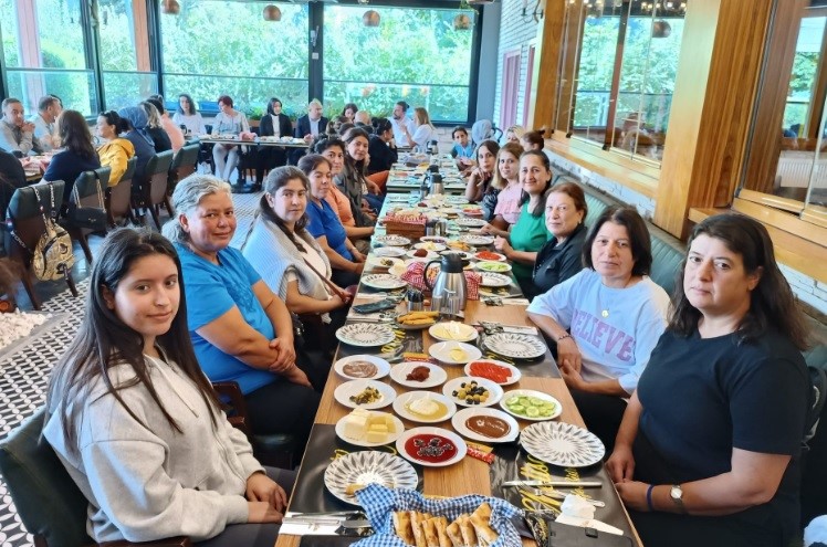 Moymul’dan Yetişenler Derneği, Hatay Defne’den gelen misafirlerini ağırladı