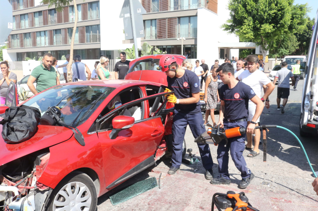 Antalyasporlu Naldo'nun trafik kazası geçiren 4 yaşındaki oğlunun 2 kez kalbi durdu! İşte son durumu