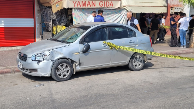 Adana'da çifte tabancayla infazın yaşandığı caddede 16 yaşında bir genç vuruldu: İntikam almaya devam edeceğiz