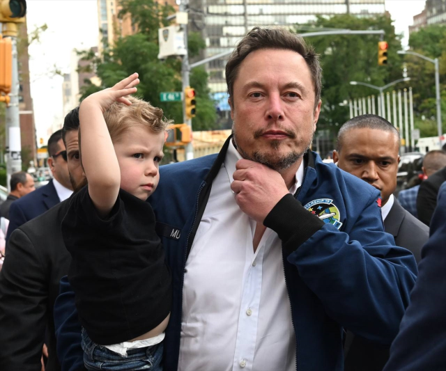 New York'ta ilginç anlar! Elon Musk, Erdoğan'ın yanına kucağında çocuğuyla geldi
