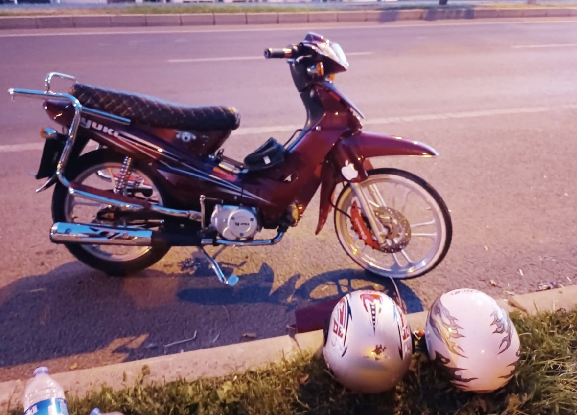 Tavşanlı’da otomobil ile motosiklet çarpıştı: 2 yaralı
