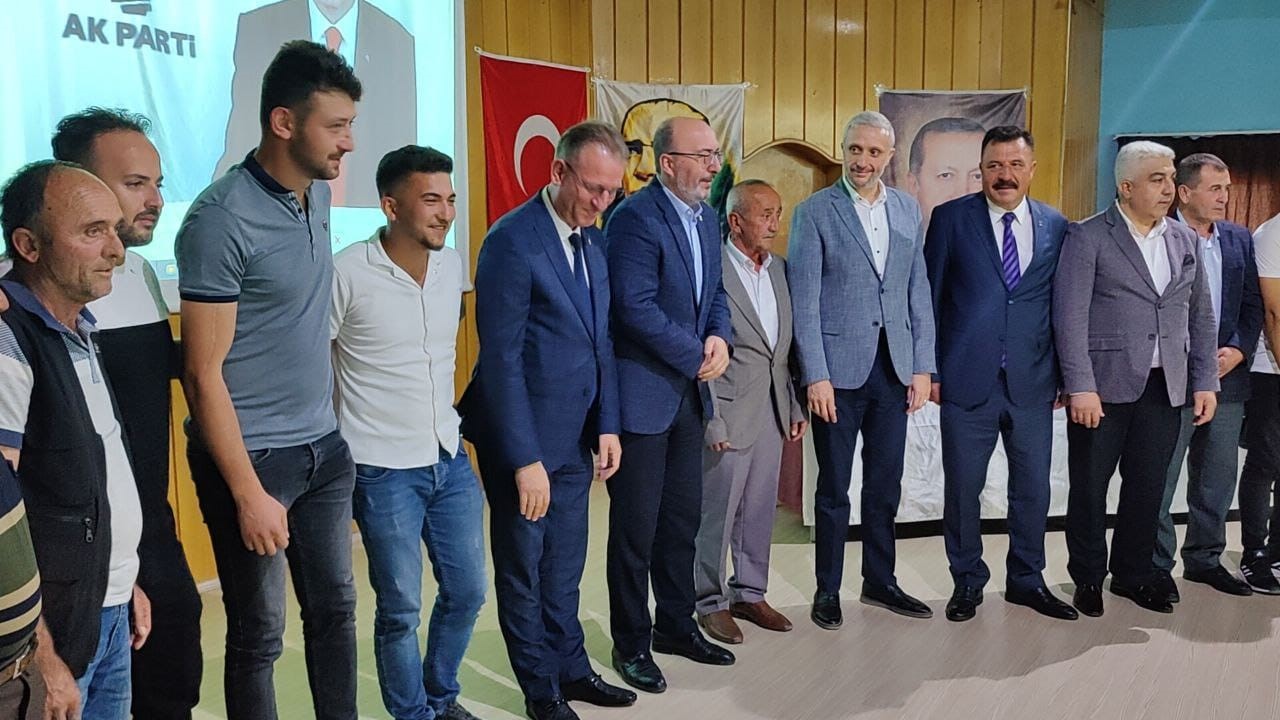 Hisarcık CHP İlçe Başkanı İsmail Kurt istifa ederek AK Parti’ye geçti