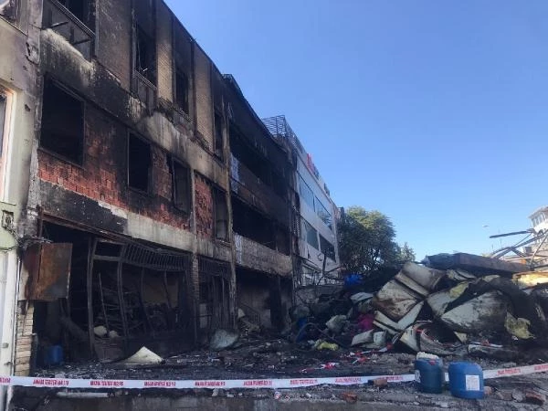 Ankara'da yangın çıkan sünger fabrikasında 1 işçinin daha cansız bedeni bulundu