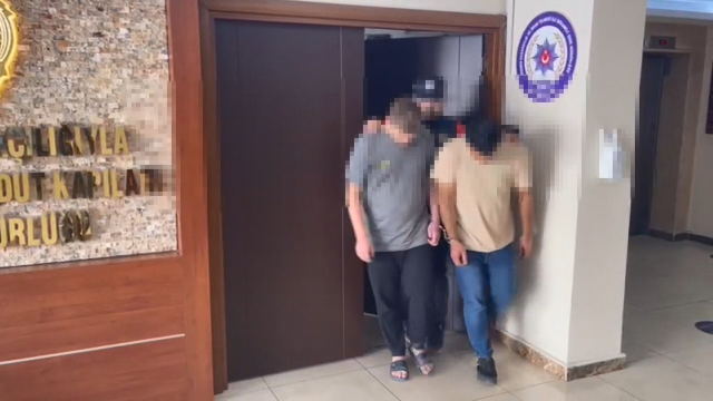 Avcılar'da kaçak göçmen operasyonu! Göçmenleri sınıra getirmek için para alan 2 şüpheli tutuklandı