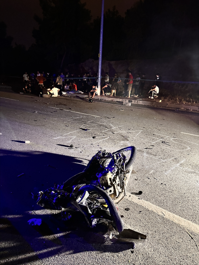 Antalya'da motosiklet kazasında 2 genç hayatını kaybetti