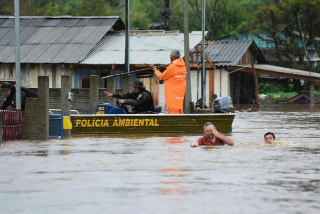 Brezilya'da tropikal kasırga sonucu hayatını kaybedenlerin sayısı 40'a yükseldi