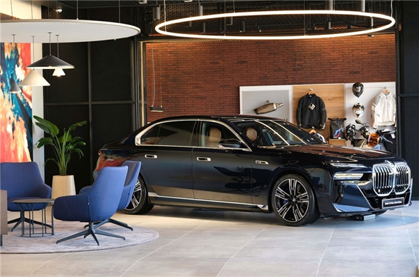 BMW Store konsepti Gaziantep'te!