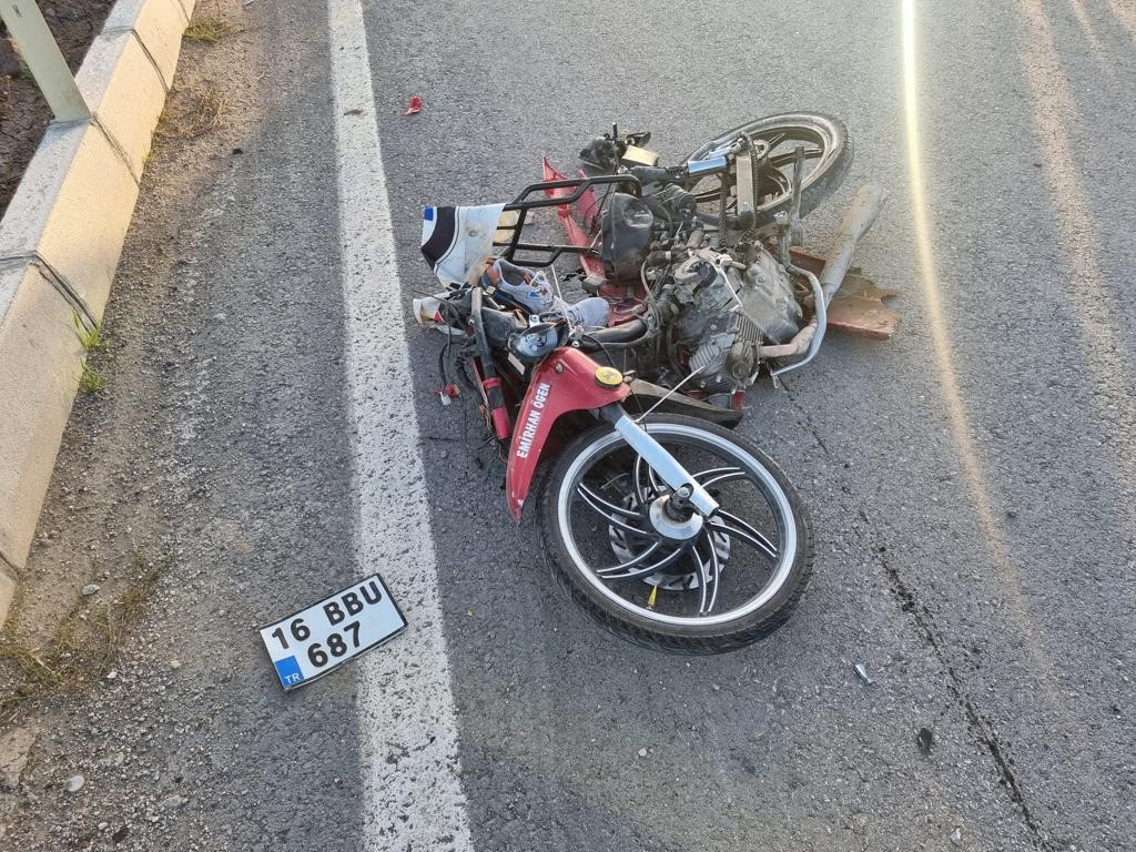 Domaniç’teki trafik kazasında motosiklet sürücüsü ağır yaralandı